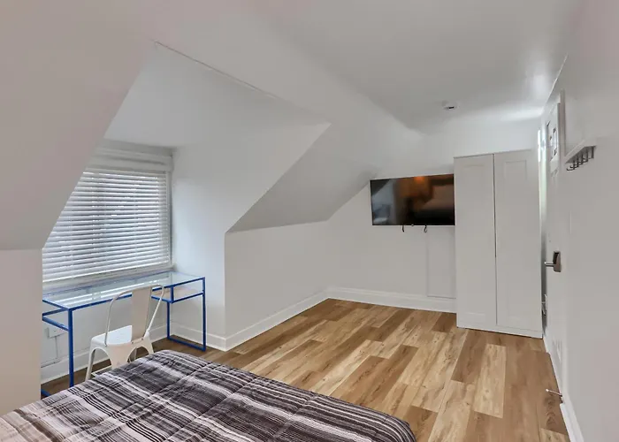 Habitación en casa particular Troy Hill 2d Stylish Private Bedroom With Shared Bathroom *