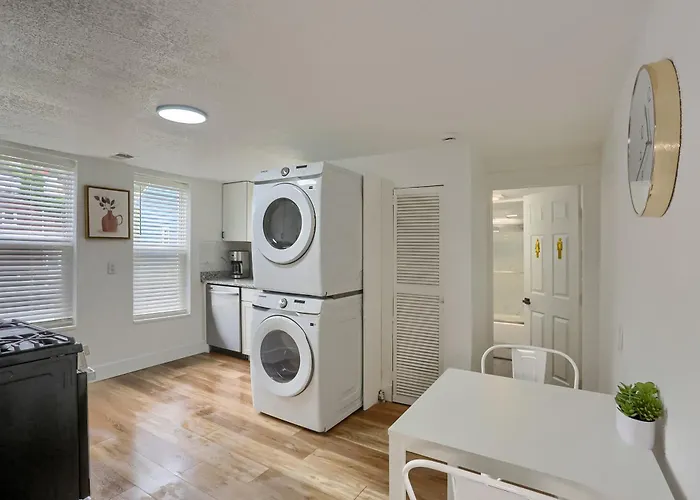 Troy Hill 2d Stylish Private Bedroom With Shared Bathroom Habitación en casa particular